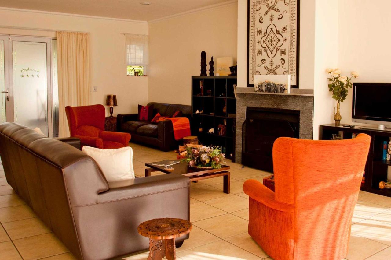 Amohela Guesthouse Midrand Exterior photo