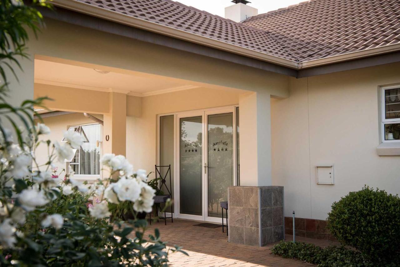 Amohela Guesthouse Midrand Exterior photo