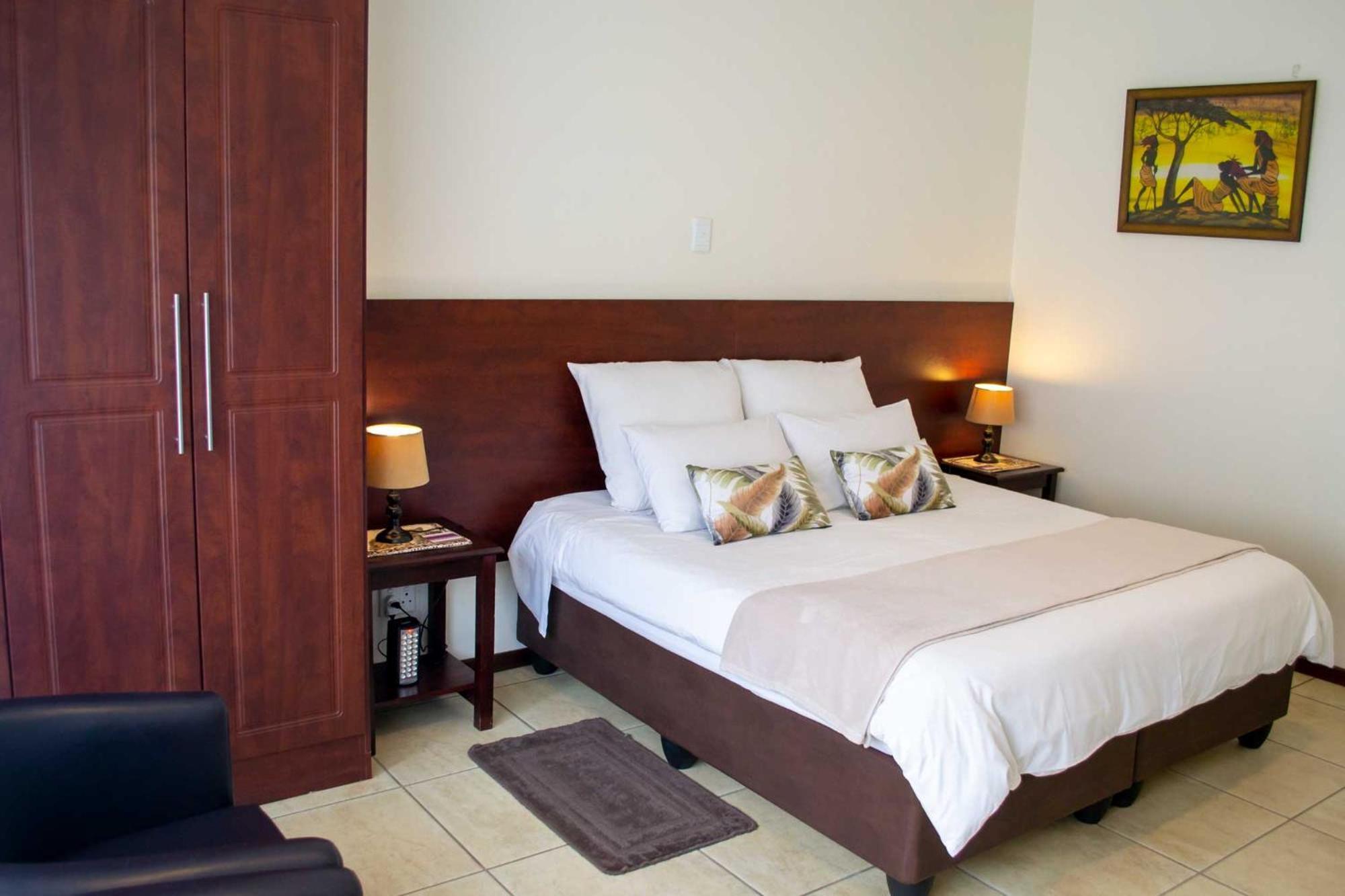 Amohela Guesthouse Midrand Room photo