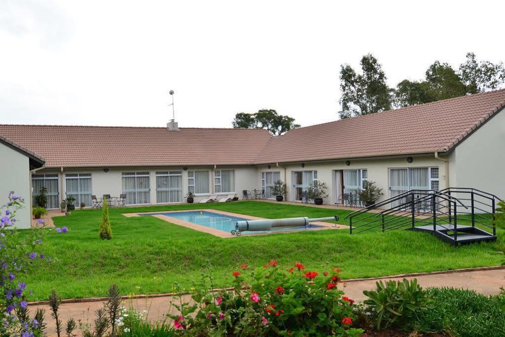 Amohela Guesthouse Midrand Exterior photo